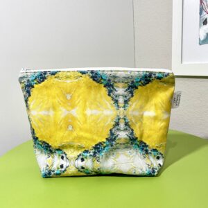 makeup pouch – pattern name: lemon sorbet